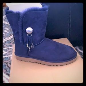 Uggs boots for sale! Brand new, never worn!